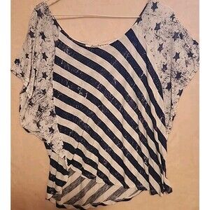 American Rag Womens Size Medium White Patriotic Short Sleeve Shirt